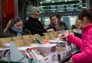 Stands d'info en gare